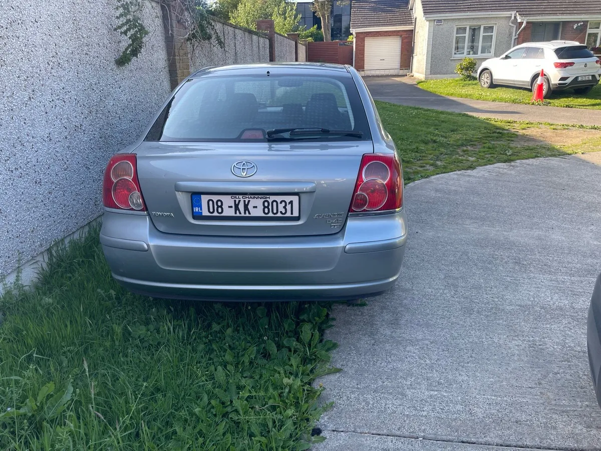 Toyota avensis - Image 2