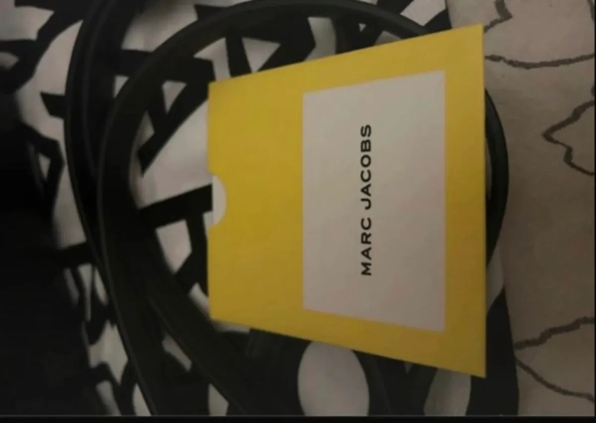 Marc Jacob’s - Image 3
