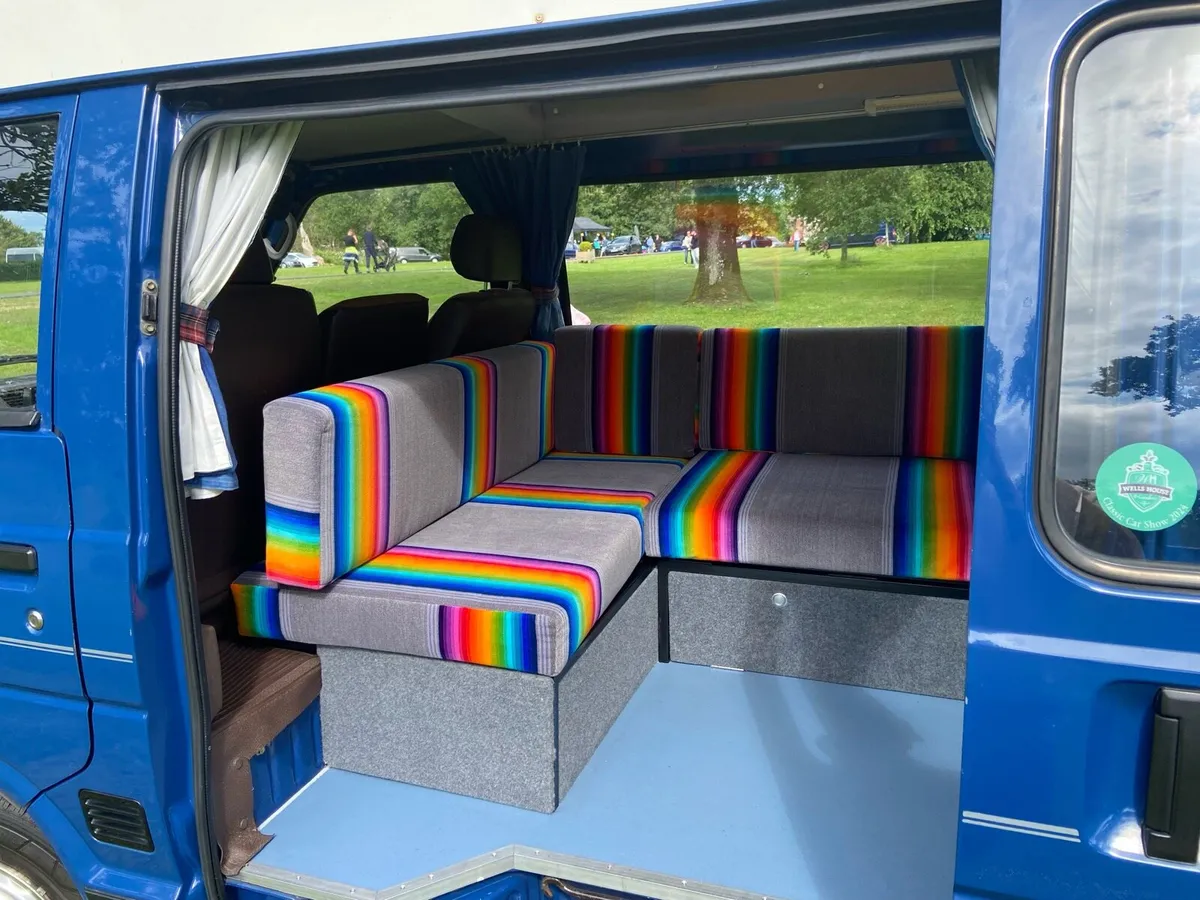 Toyota HiAce Dormobile Classic Camper - Image 2