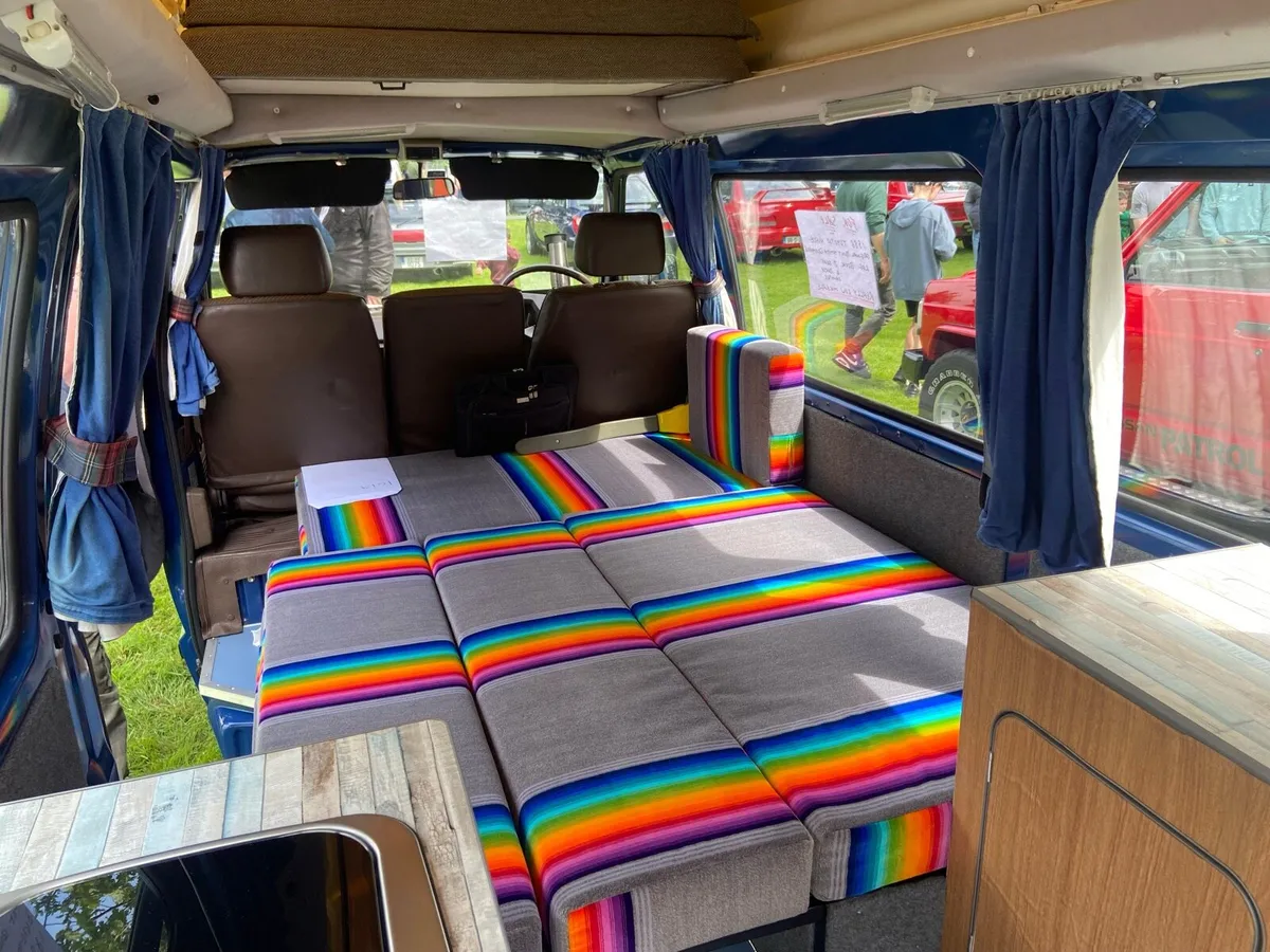 Toyota HiAce Dormobile Classic Camper - Image 4