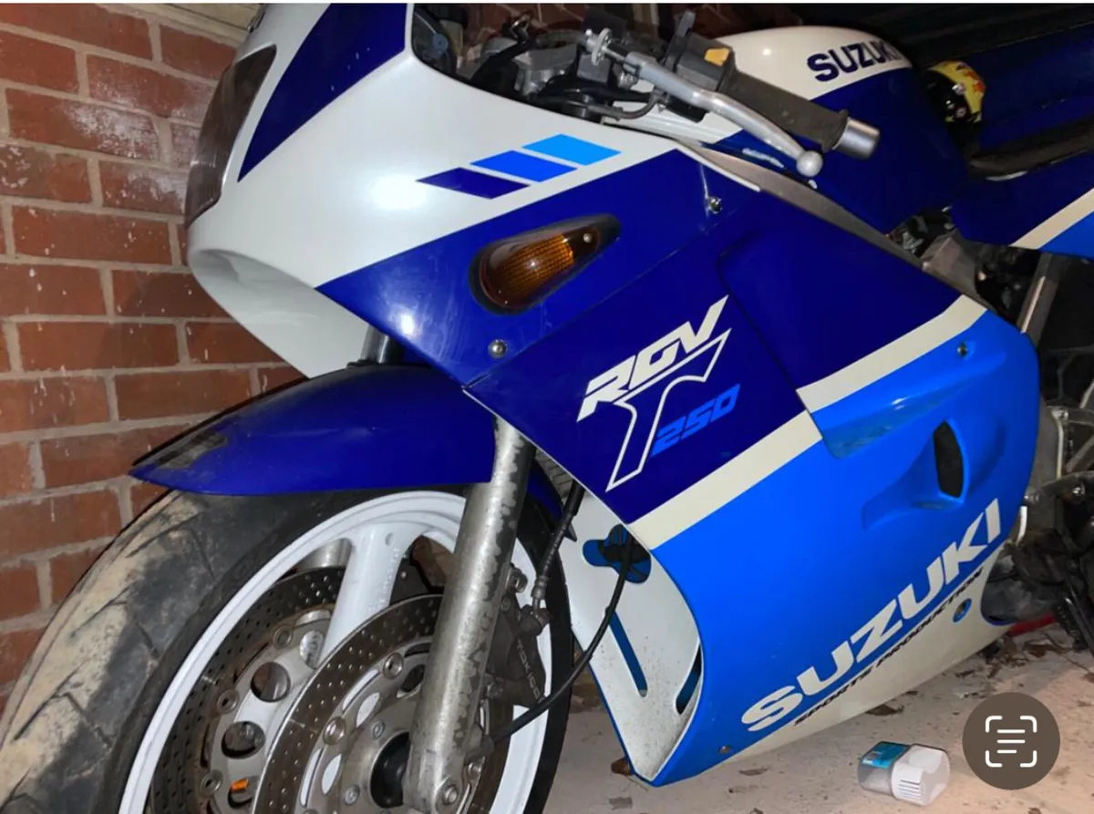 RGV 250SP - Image 4
