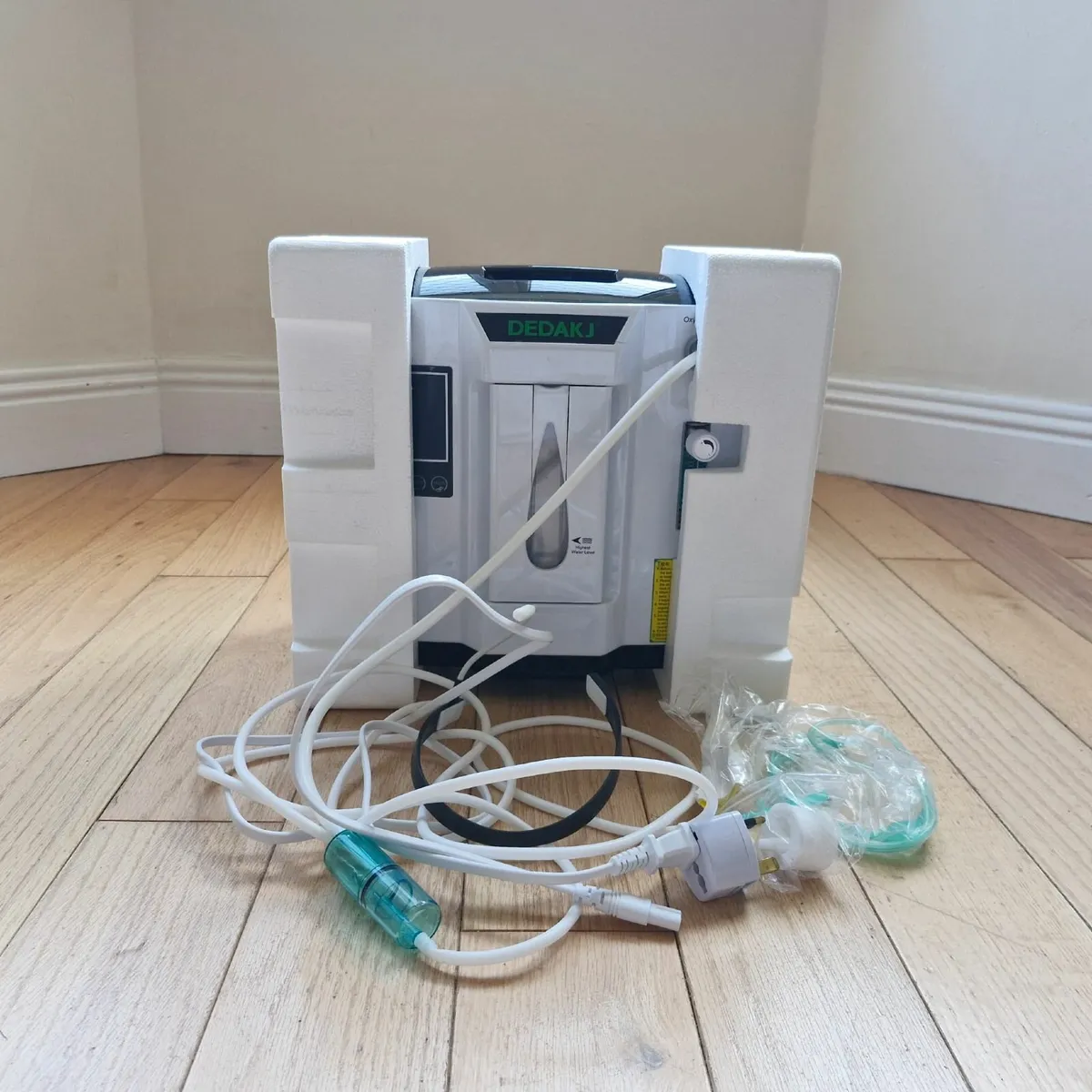 DEDAKJ DDT-1A  oxygen concentrator - Image 1