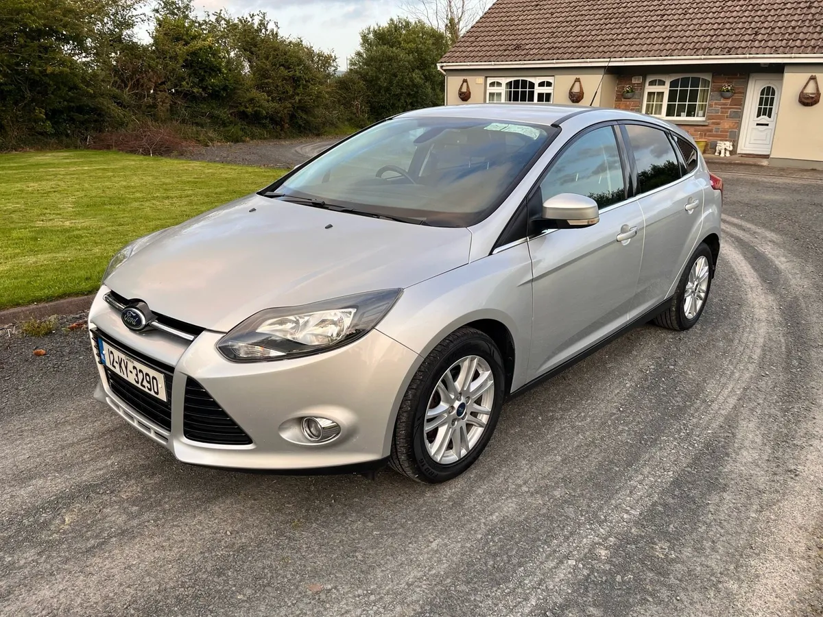 Ford Focus 2012 - Image 1