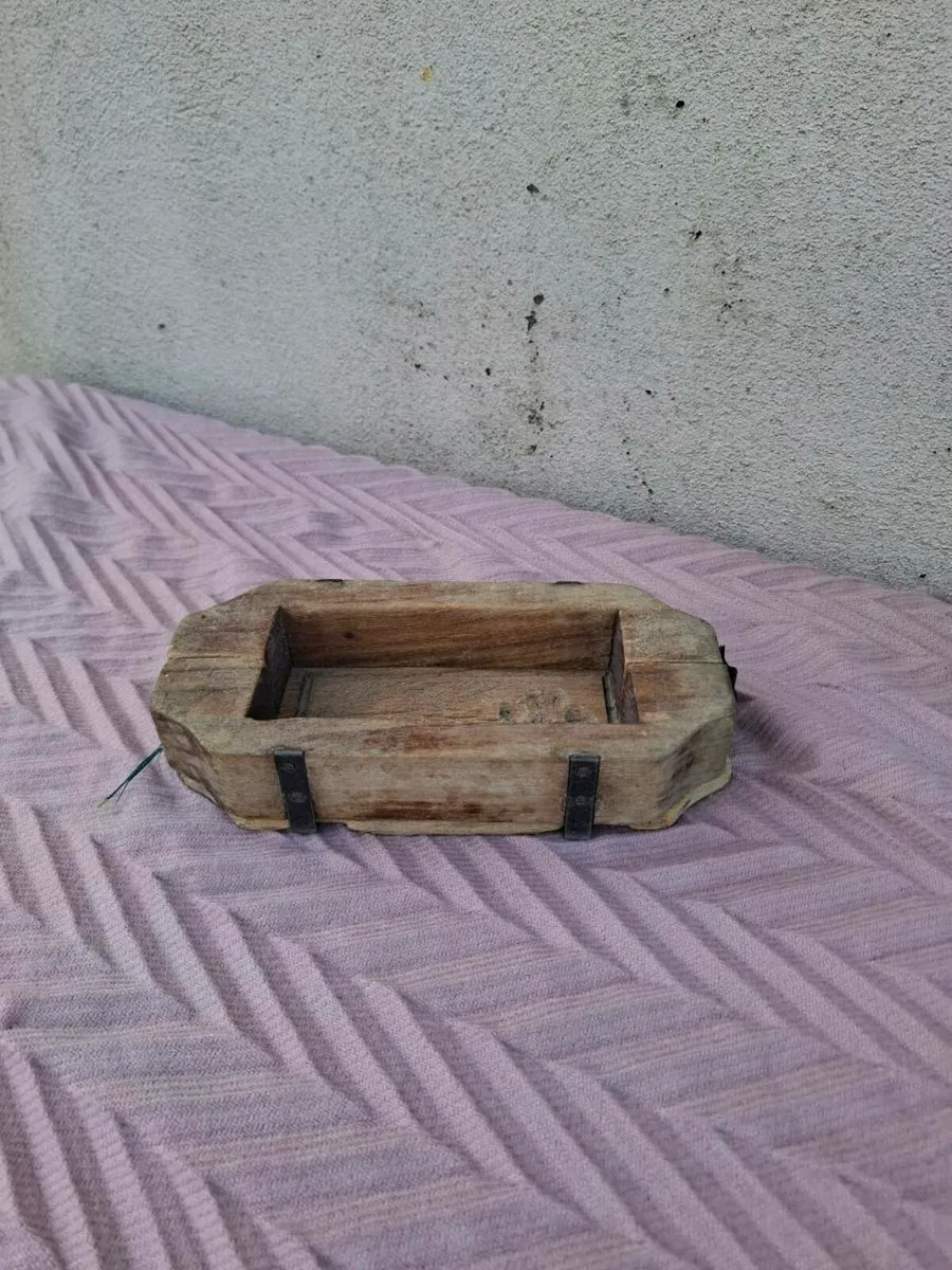 Antique wood butter mold postage possible - Image 2