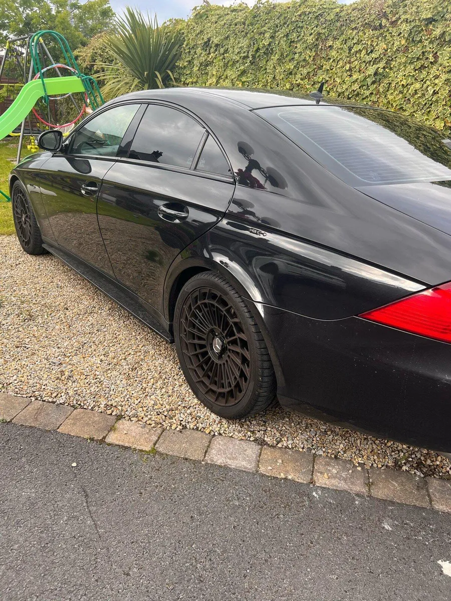 Mercedes CLS - Image 1