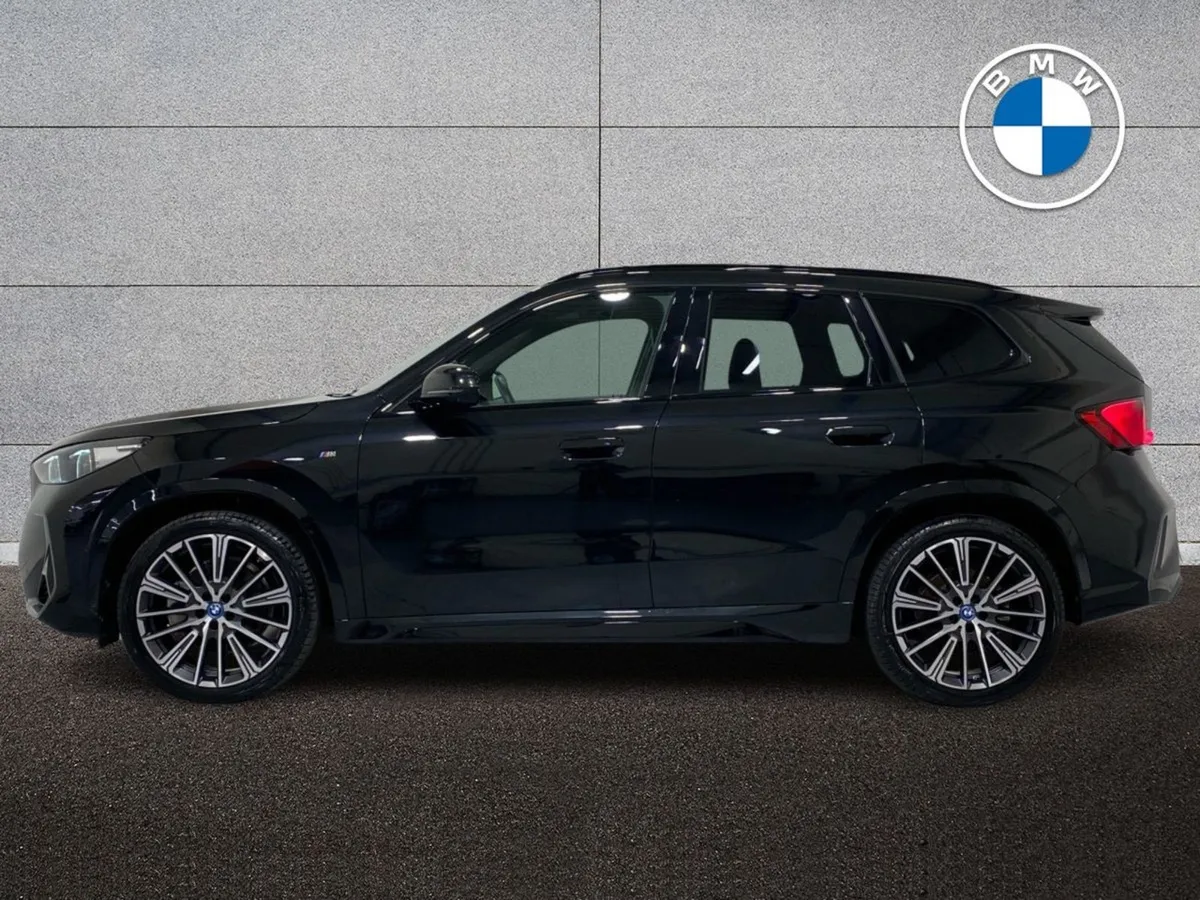 BMW iX1 Xdrive30 M Sport - Image 4