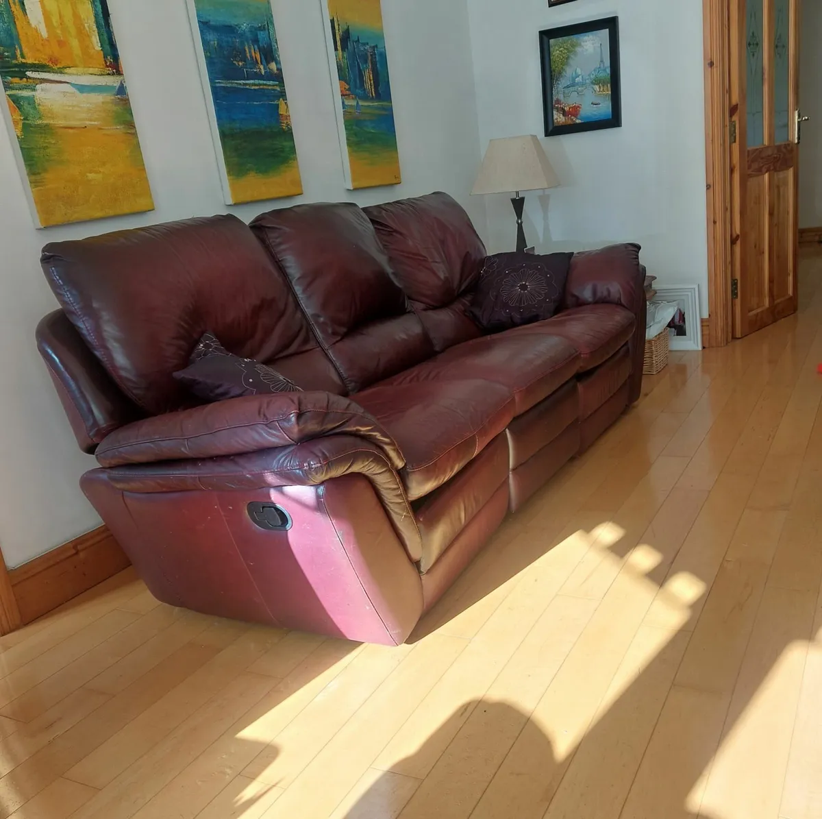 3 piece leather reclining suite - Image 4