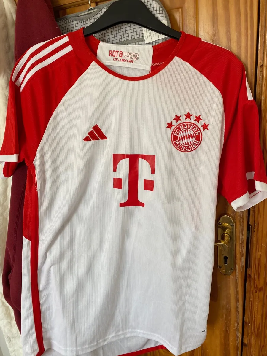 Bayern Munich 23/24 Home Shirt - Kane 9 - Large - Image 1