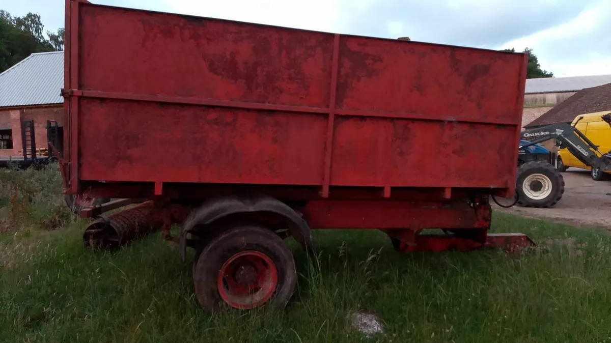 Tipping trailer 14' x7' - Image 2