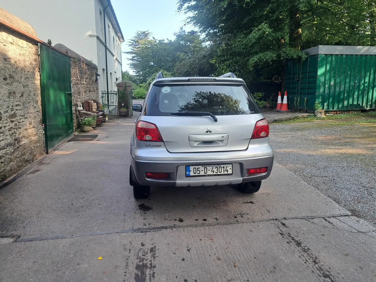 Mitsubishi Outlander 2005 - Image 3
