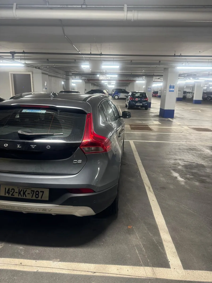 Volvo V40 Cross Country 2014 - Image 3
