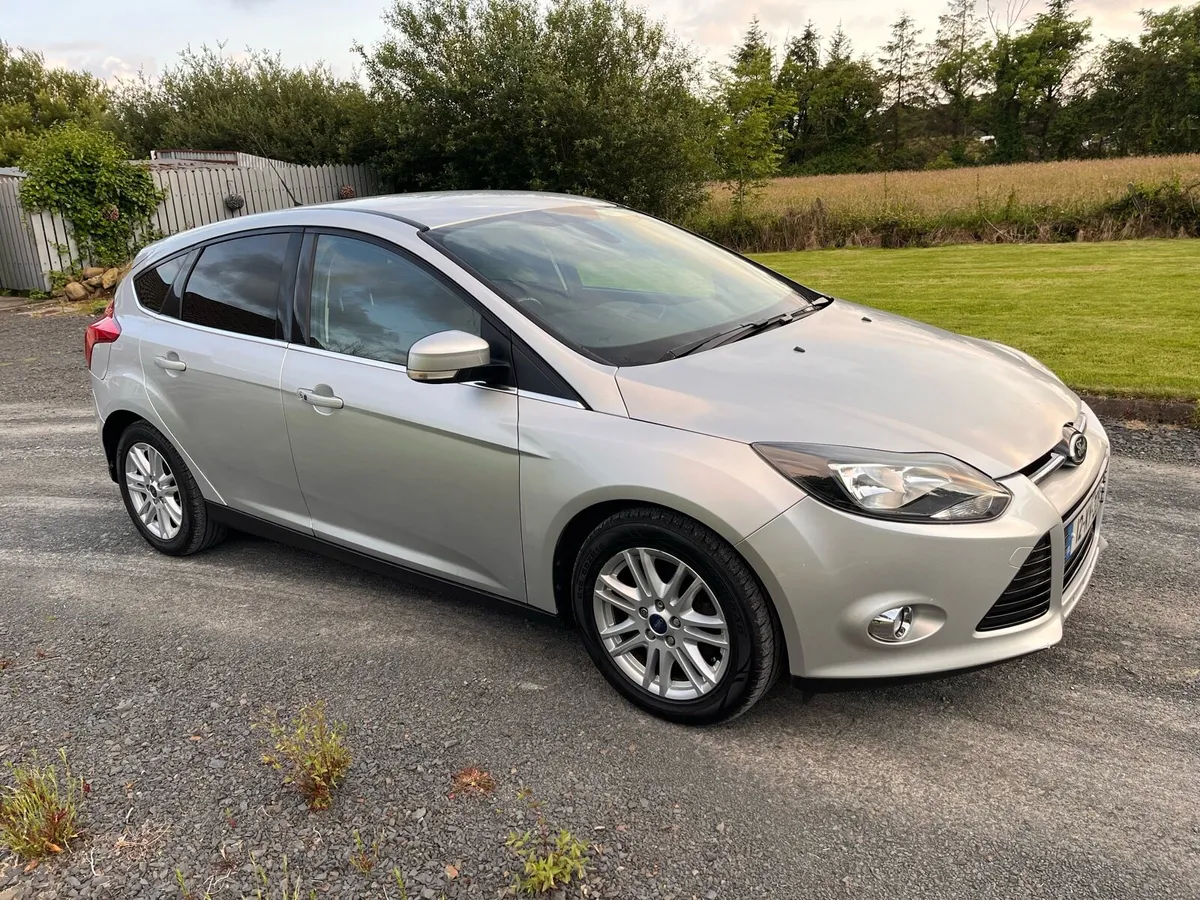 Ford Focus 2012 - Image 3