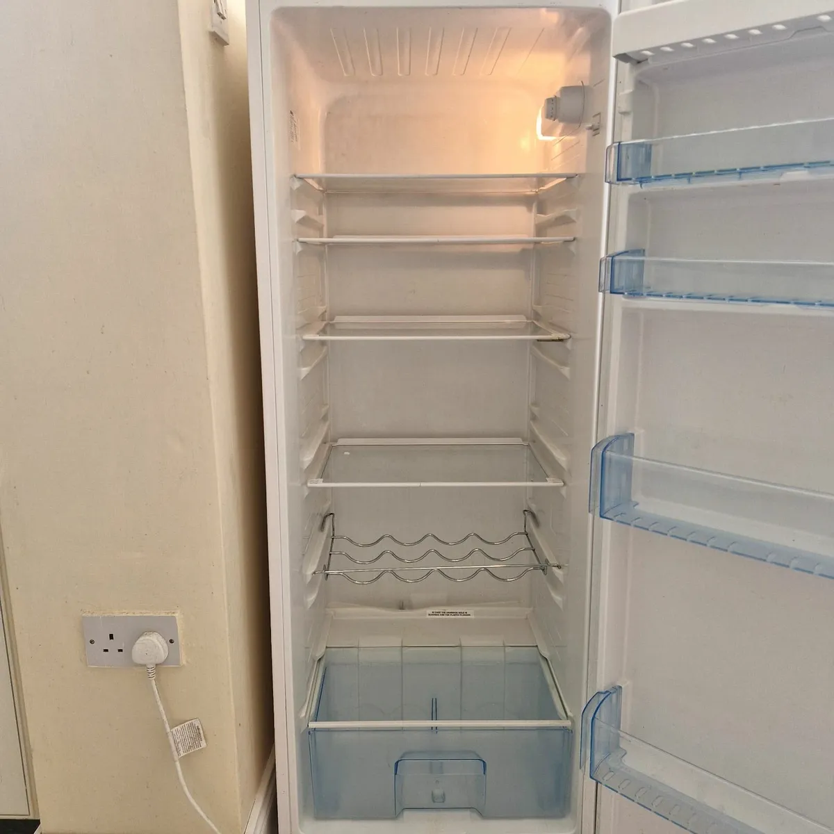 Beko - tall fridge - Image 2