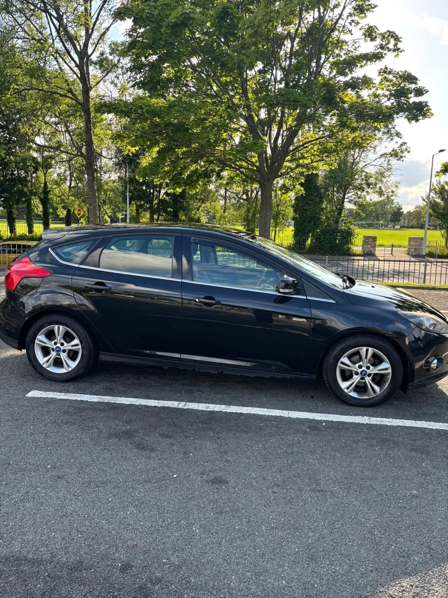 12 Ford Focus Zetec 1.6 Diesel - Image 2