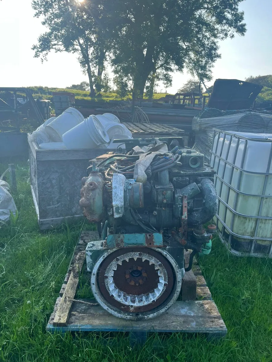 Volvo engine - Image 2
