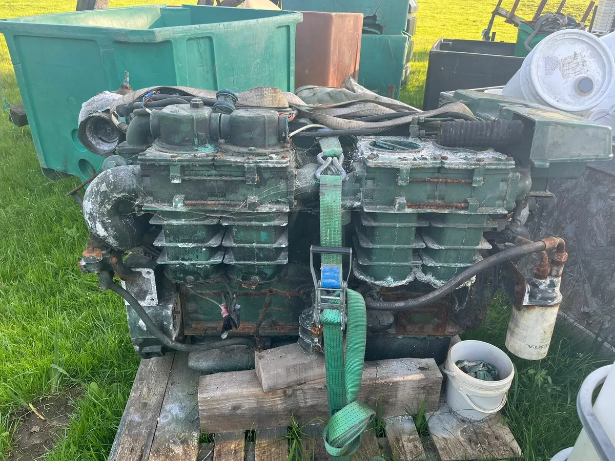 Volvo engine - Image 4