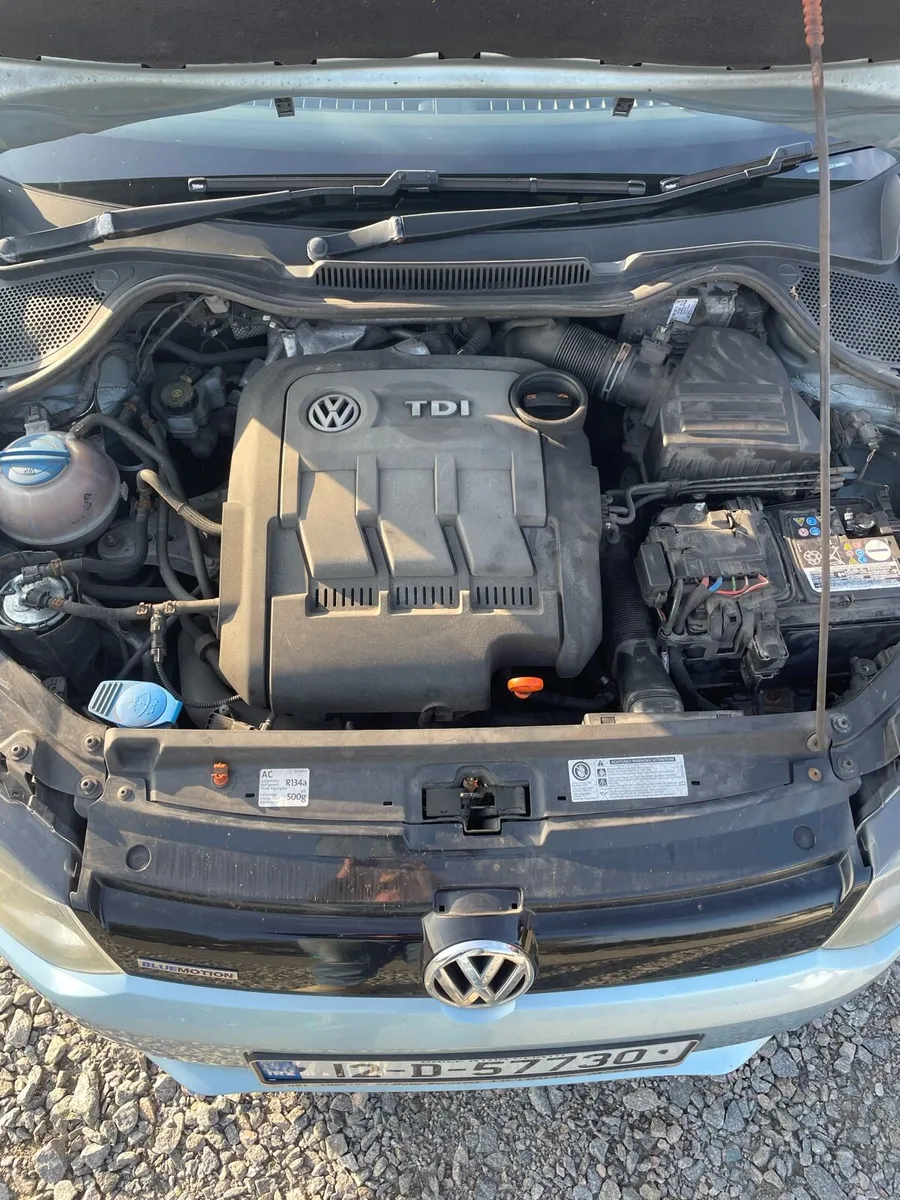 Volkswagen polo - Image 2