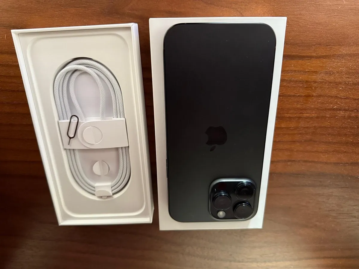 iPhone 16 Pro Max 256 + icare 2 years - Image 4