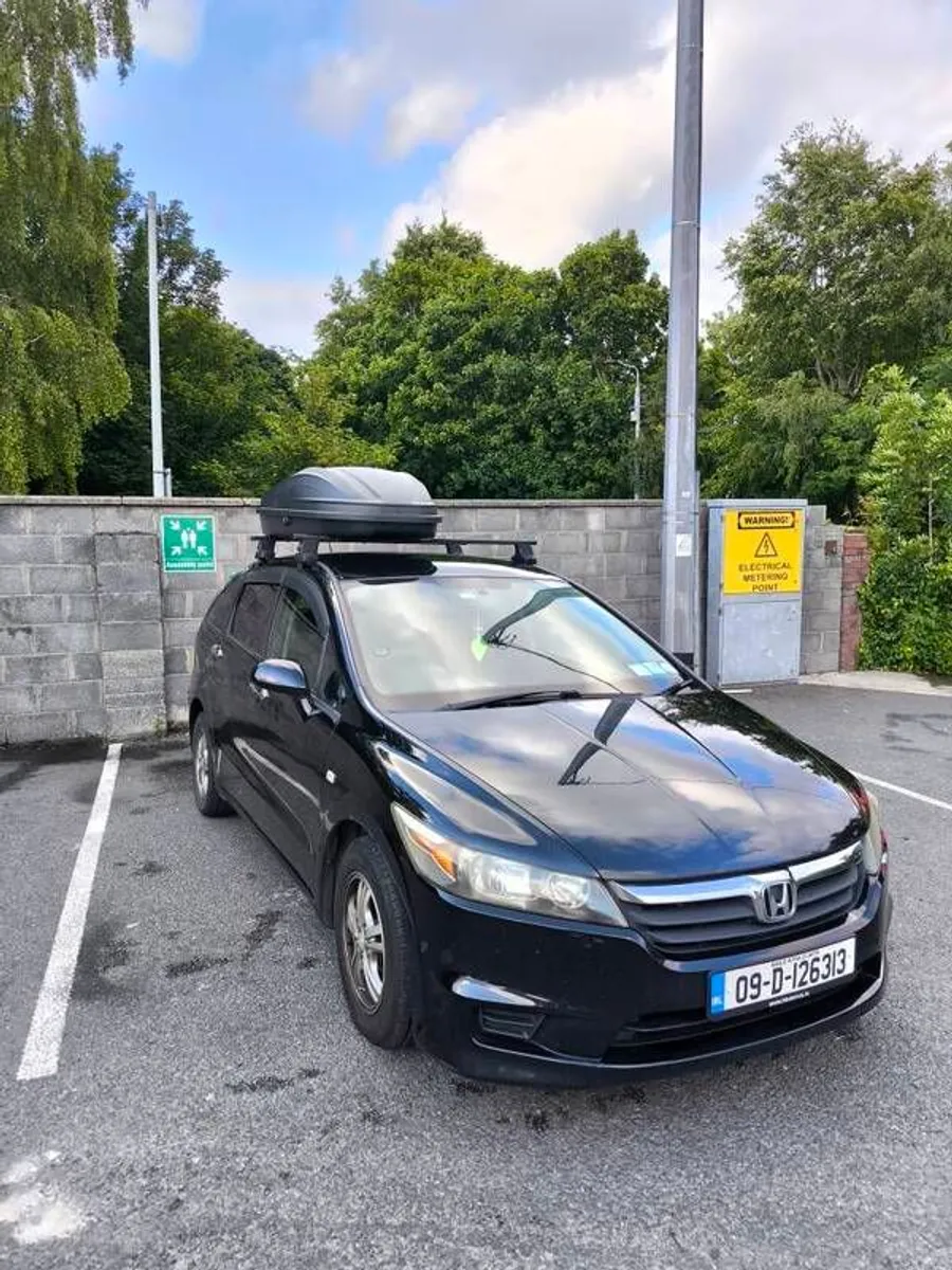 2009 Honda Stream - Image 2