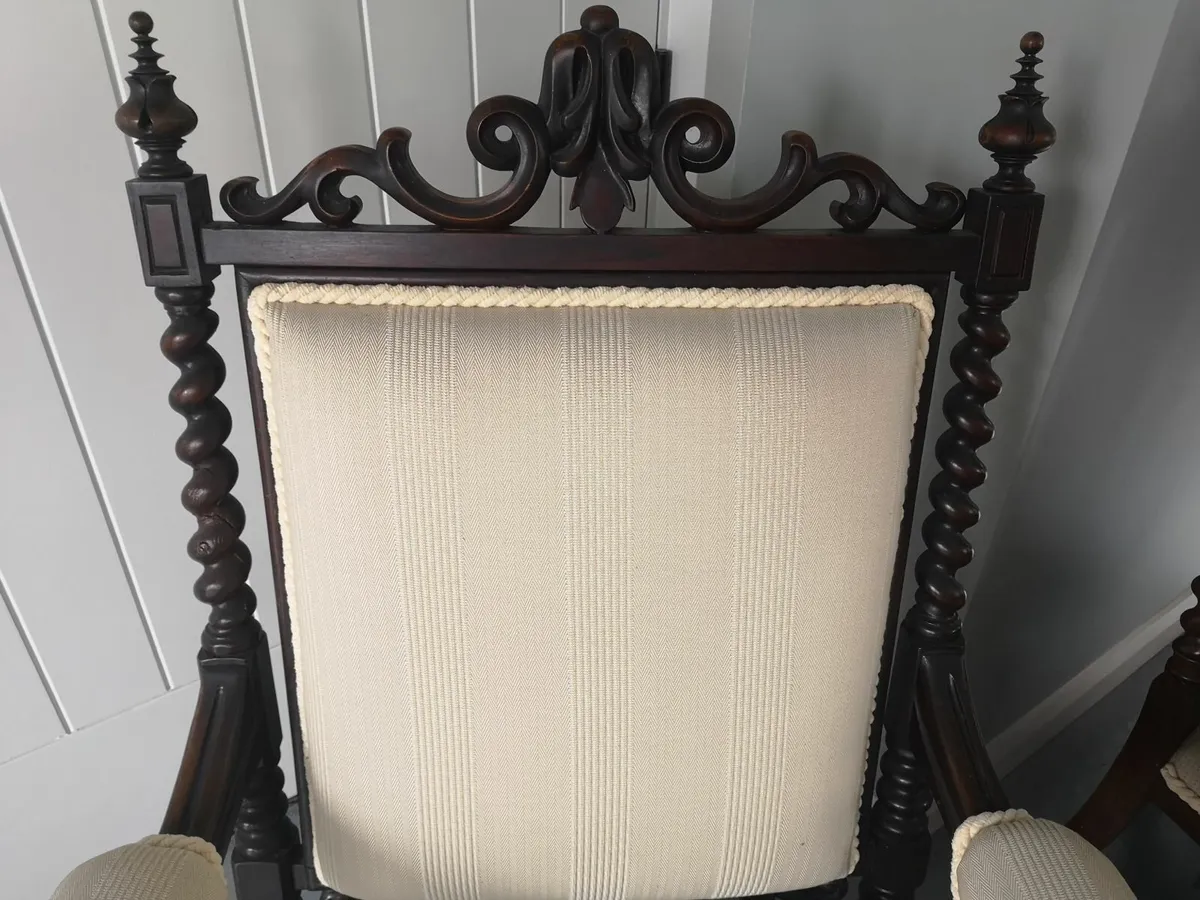 Armchair - Image 3