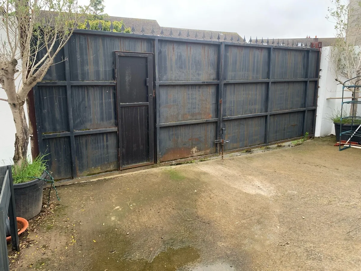Yard gates steel 6m - Image 2