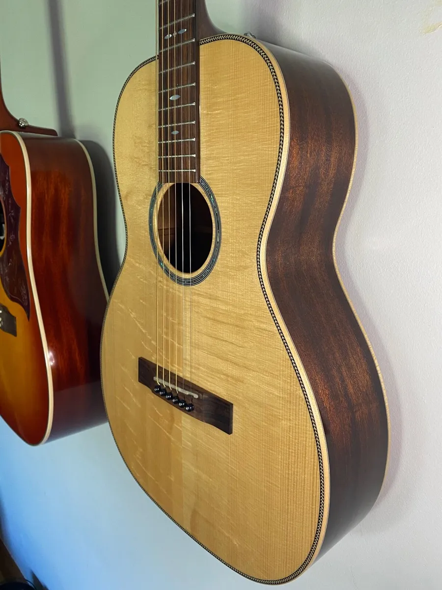 Rathbone No 6 Parlour Guitar - Mint Condition - Image 4