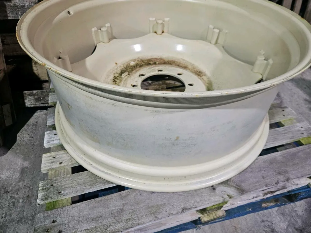 Used tractor tyres for sale - Image 4