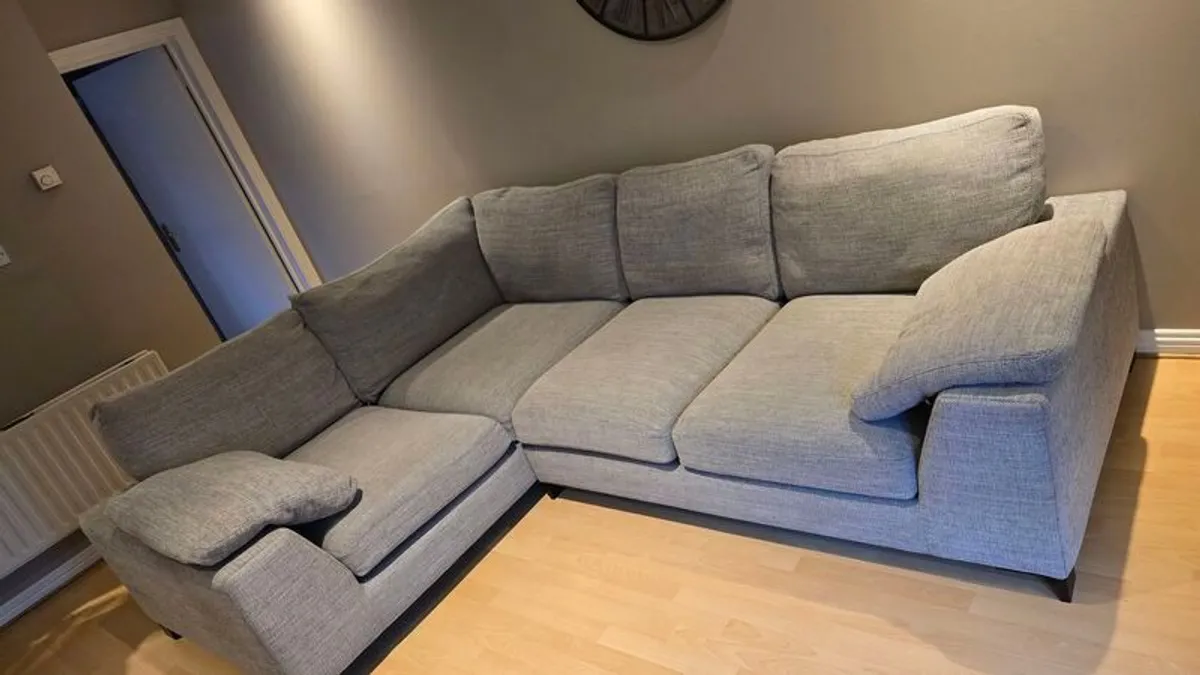 DFS corner couch - Image 1