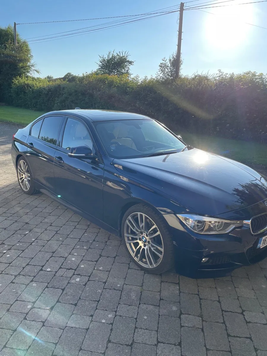 BMW 330e MSport - Image 2