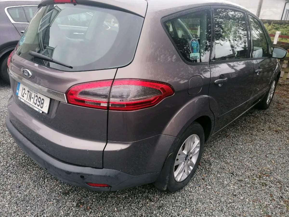 Car - Image 4