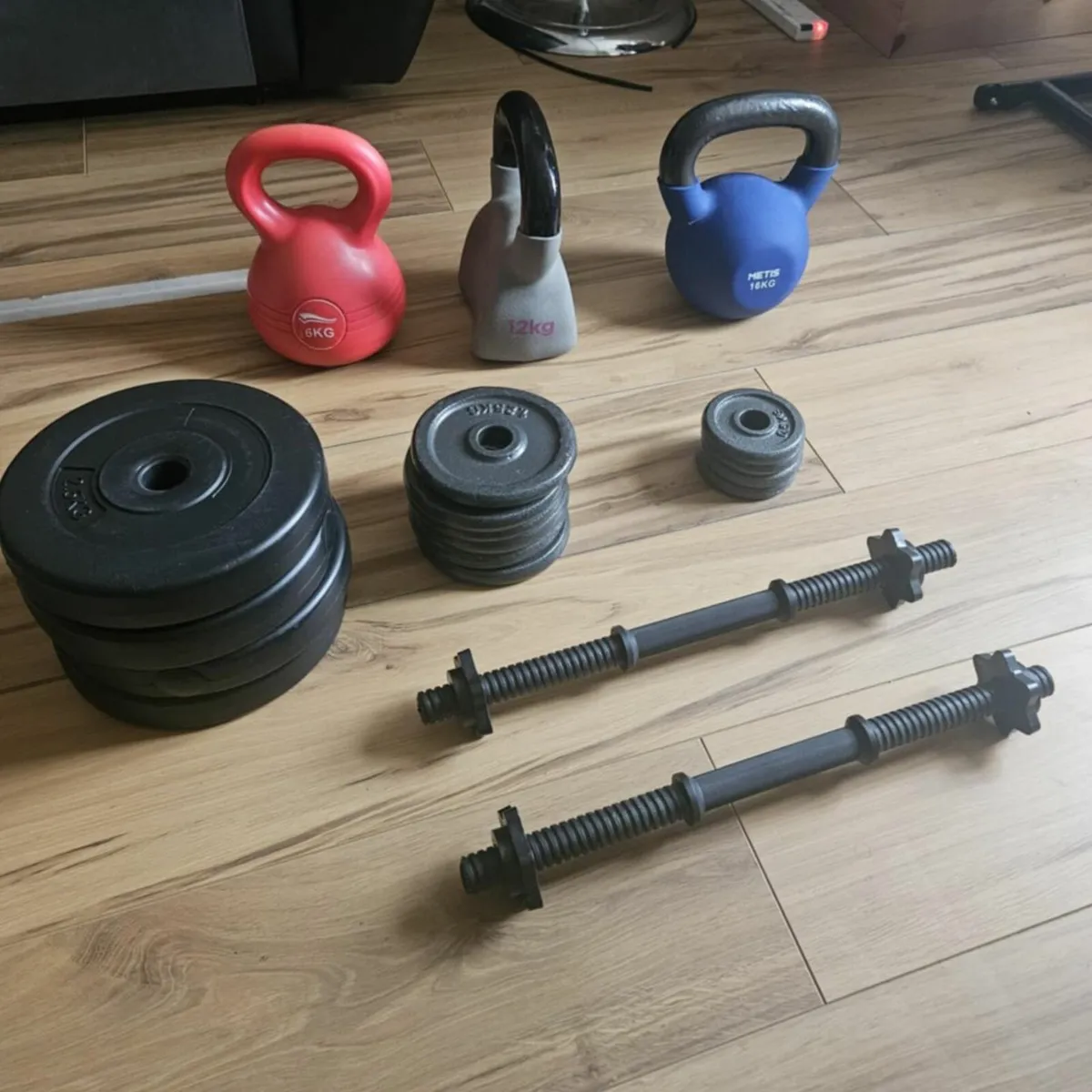 Kettlebell, weights and bar. - Image 4