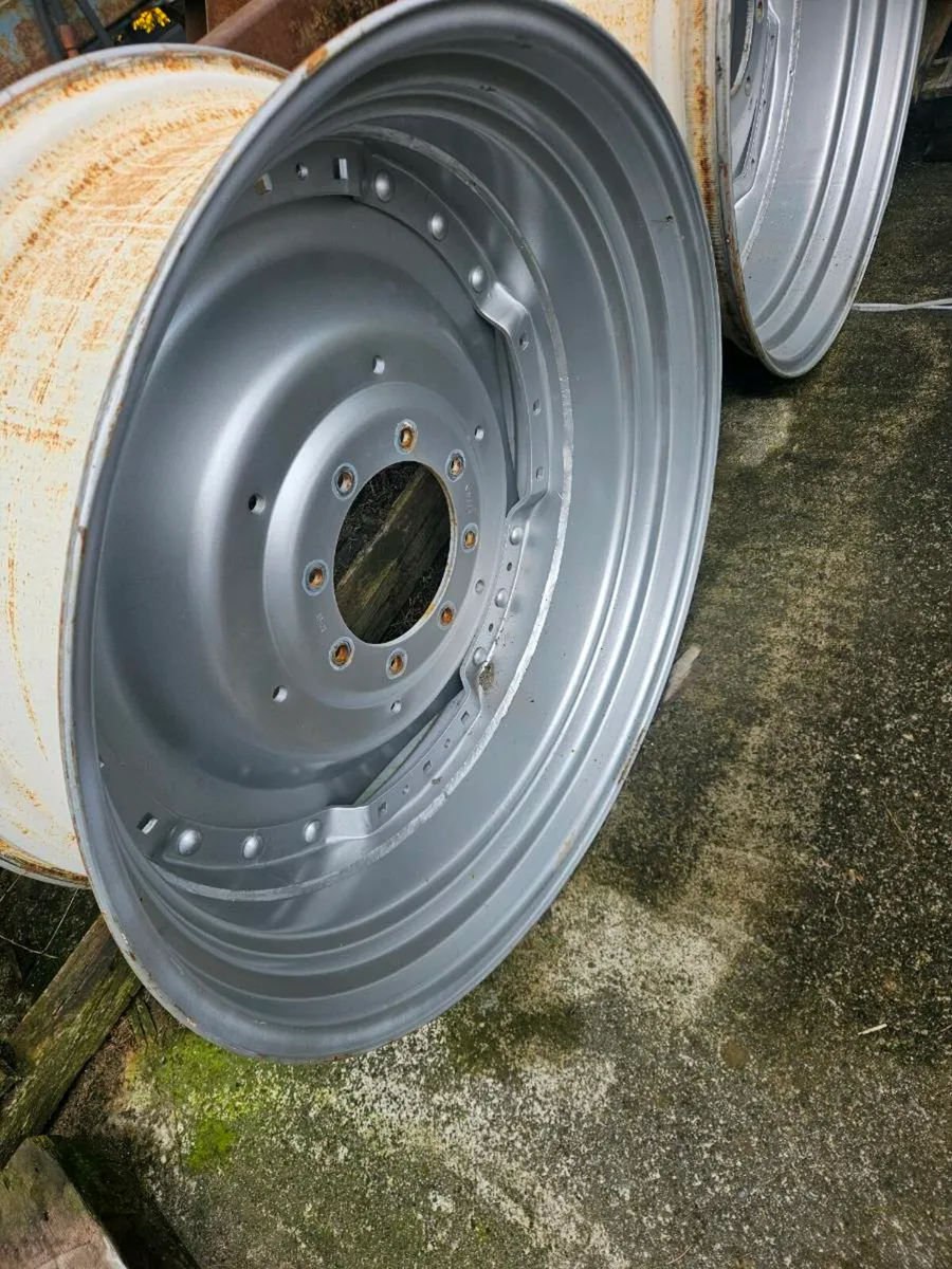 Used tractor tyres for sale - Image 3