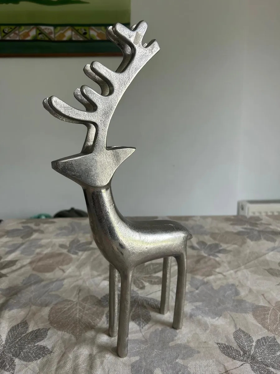 Metal Reindeer