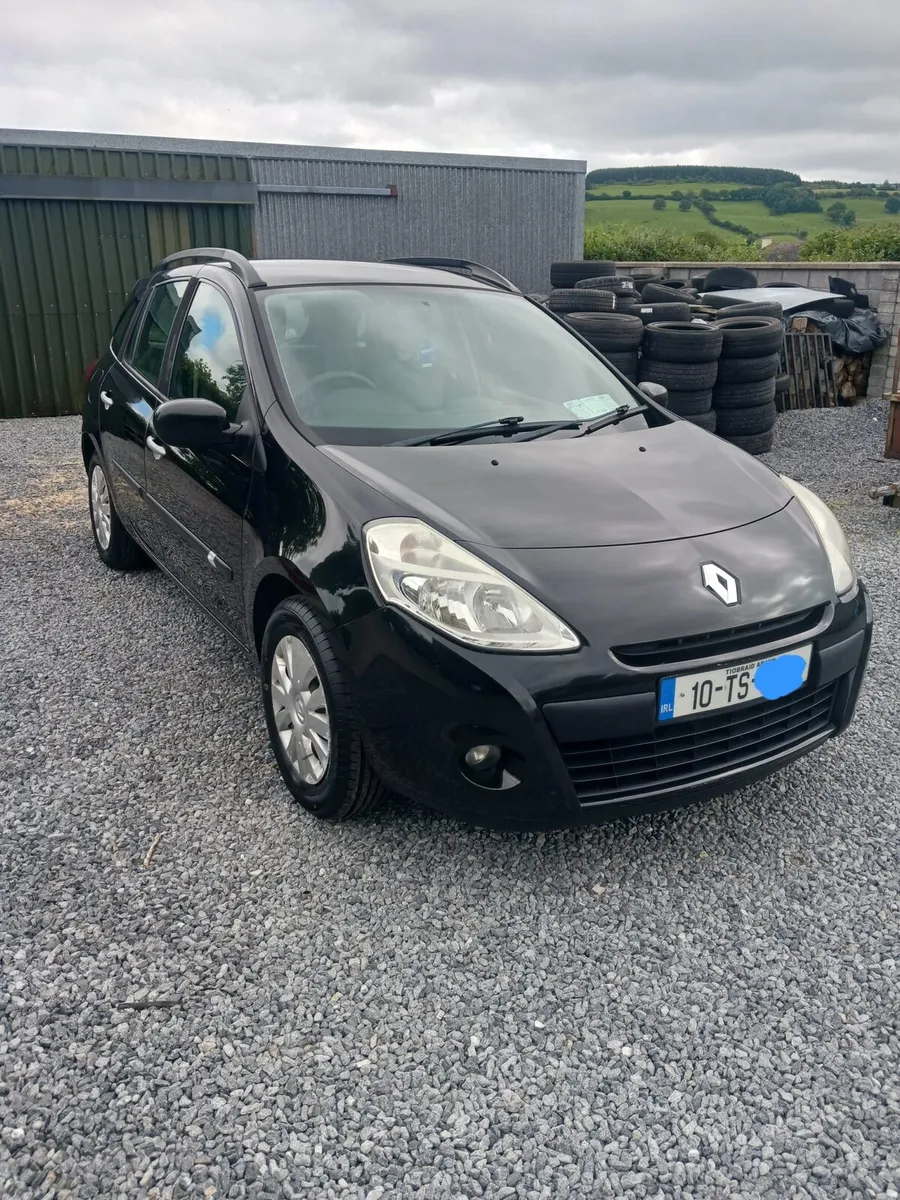 Renault Clio - Image 1