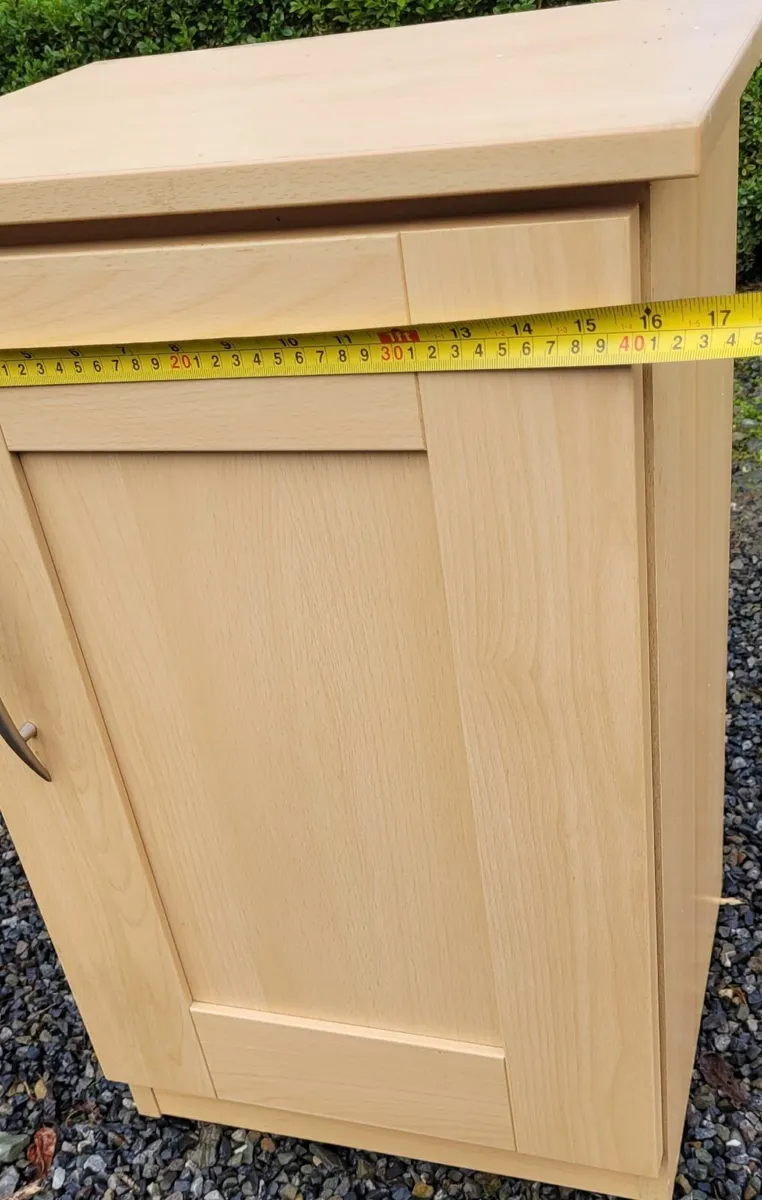 Free cupboard - Image 1