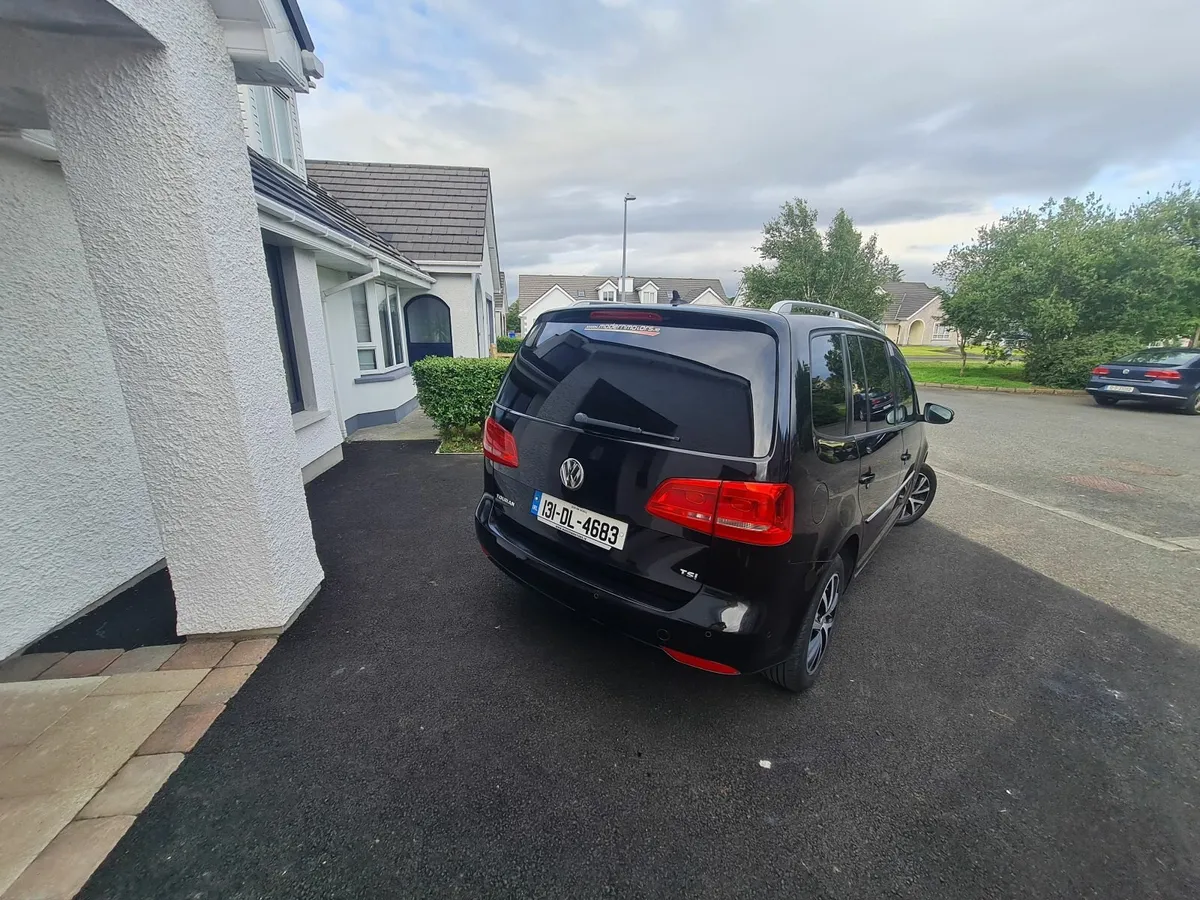 Volkswagen Touran 2013 - Image 3