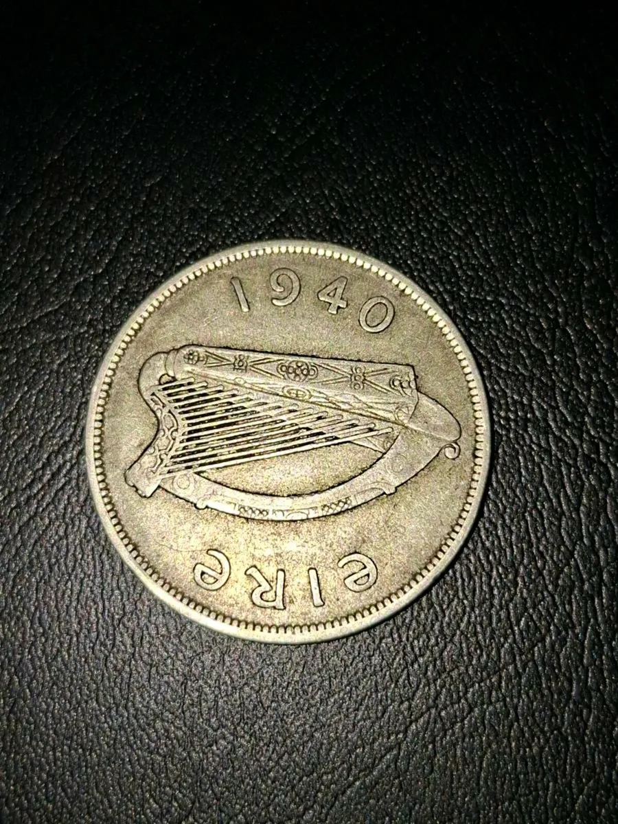 Silver half crown Irish silver coin 1940 - Image 2