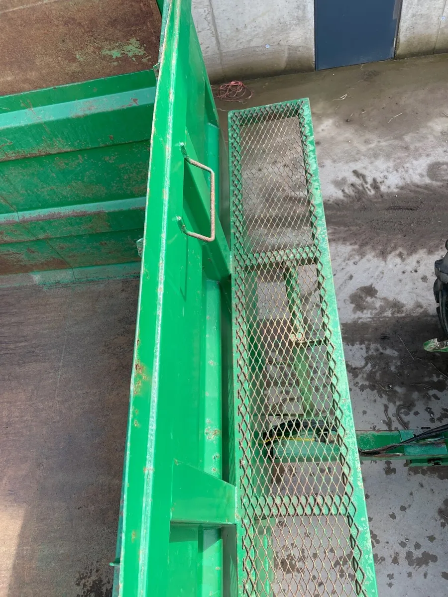 Grain trailer - Image 3