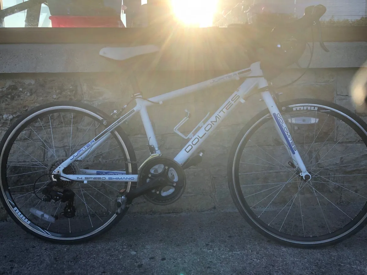 Road bike - Image 2