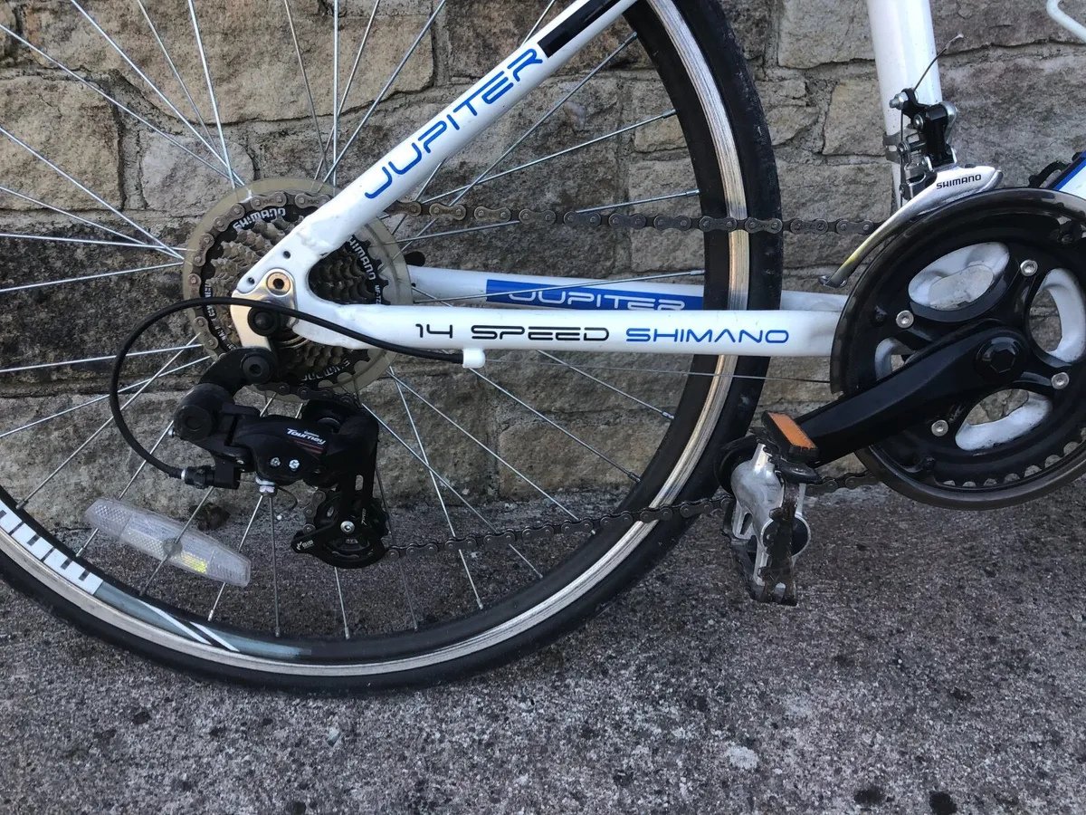 Road bike - Image 4