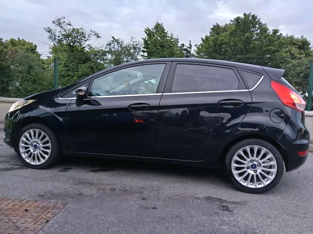 Ford Fiesta 1.0 ecoboost titanium 2013 - Image 4