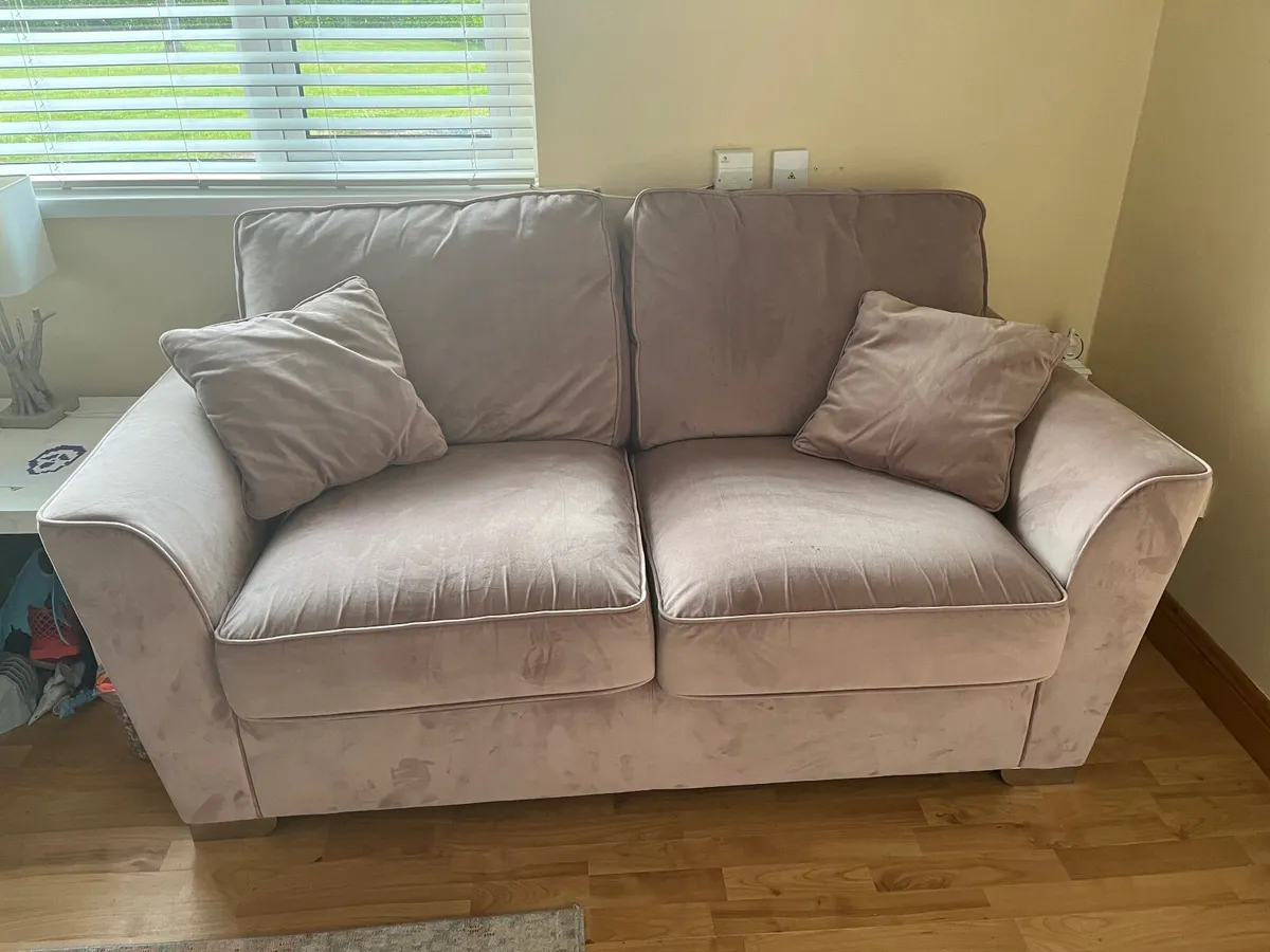 Couch - Image 1
