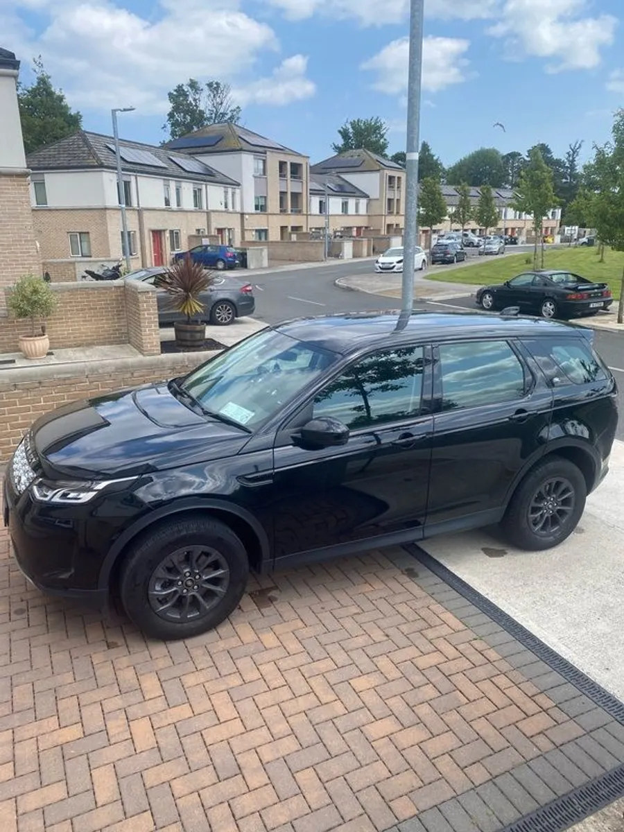 2019 Land Rover Discovery Sport - Image 1