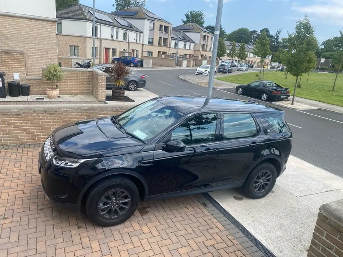 2019 Land Rover Discovery Sport - Image 2