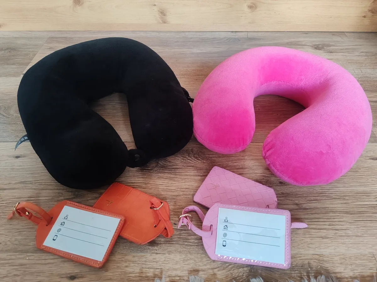 Travel Neck Cushion & Luggage Tags €5 for the lot