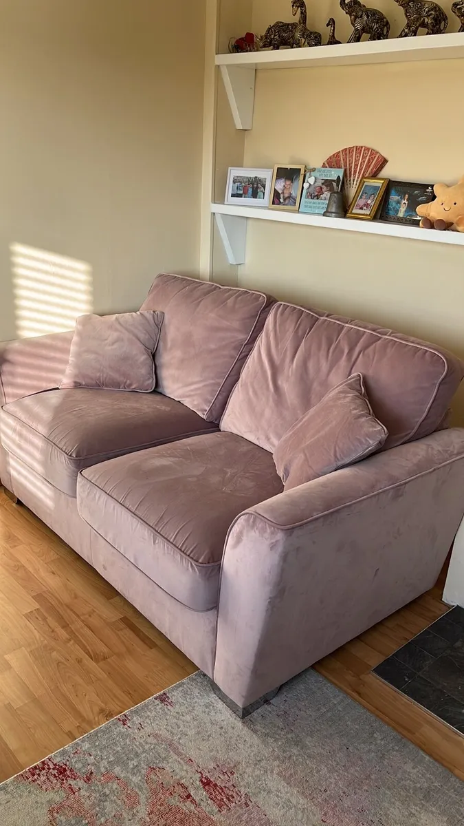 Couch - Image 3