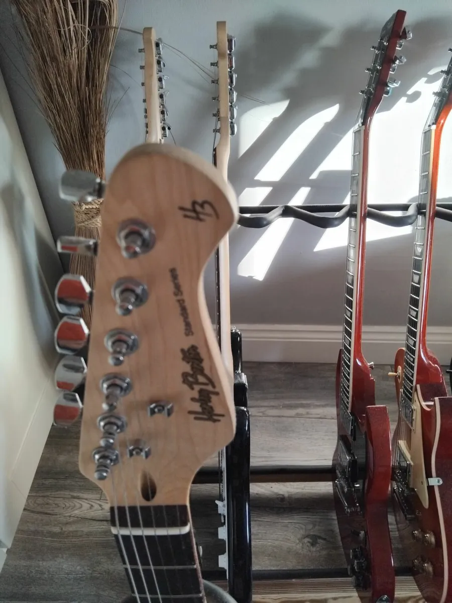 Guitar - Image 2
