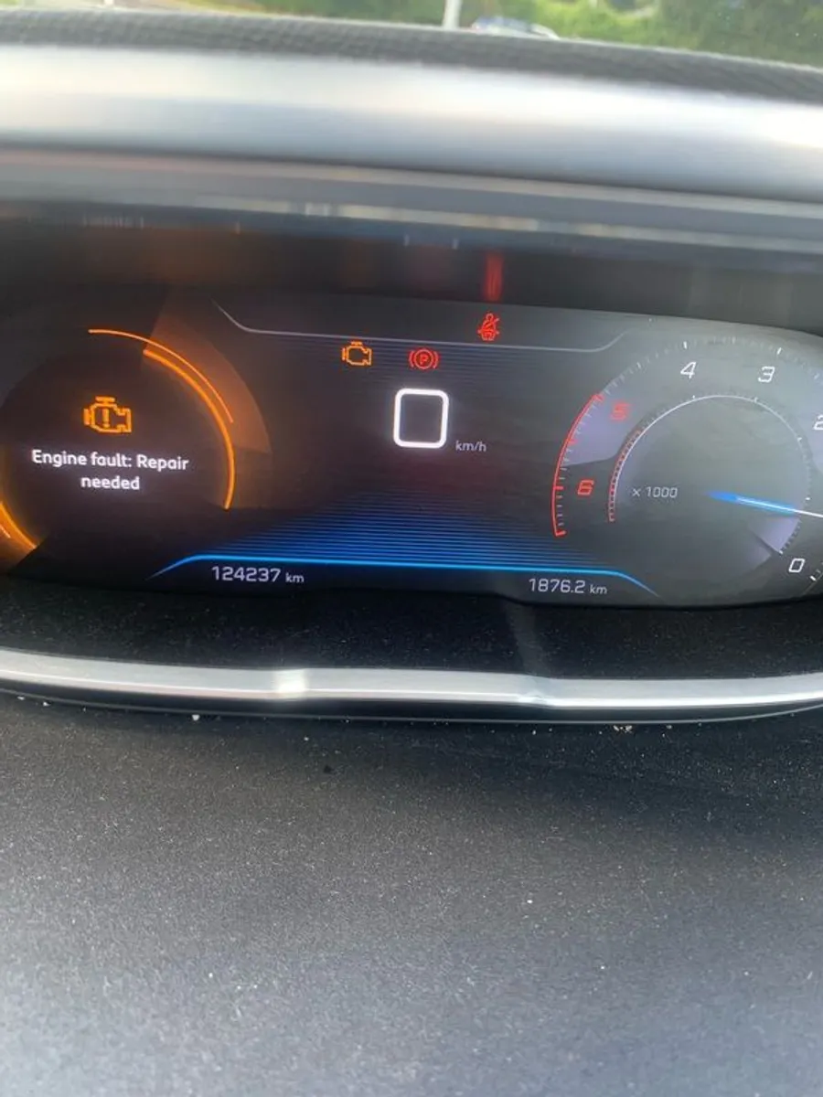 2018 Peugeot 5008 - Image 1