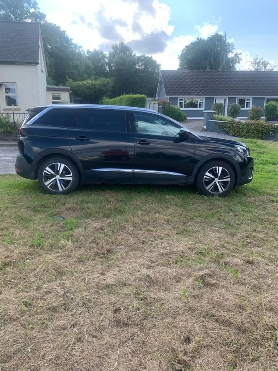 2018 Peugeot 5008 - Image 3