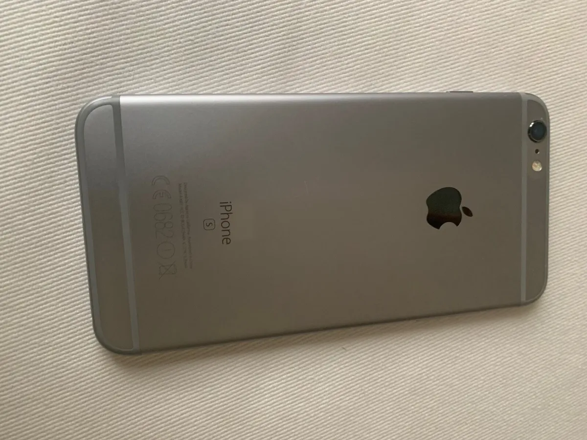 Phone - Image 1